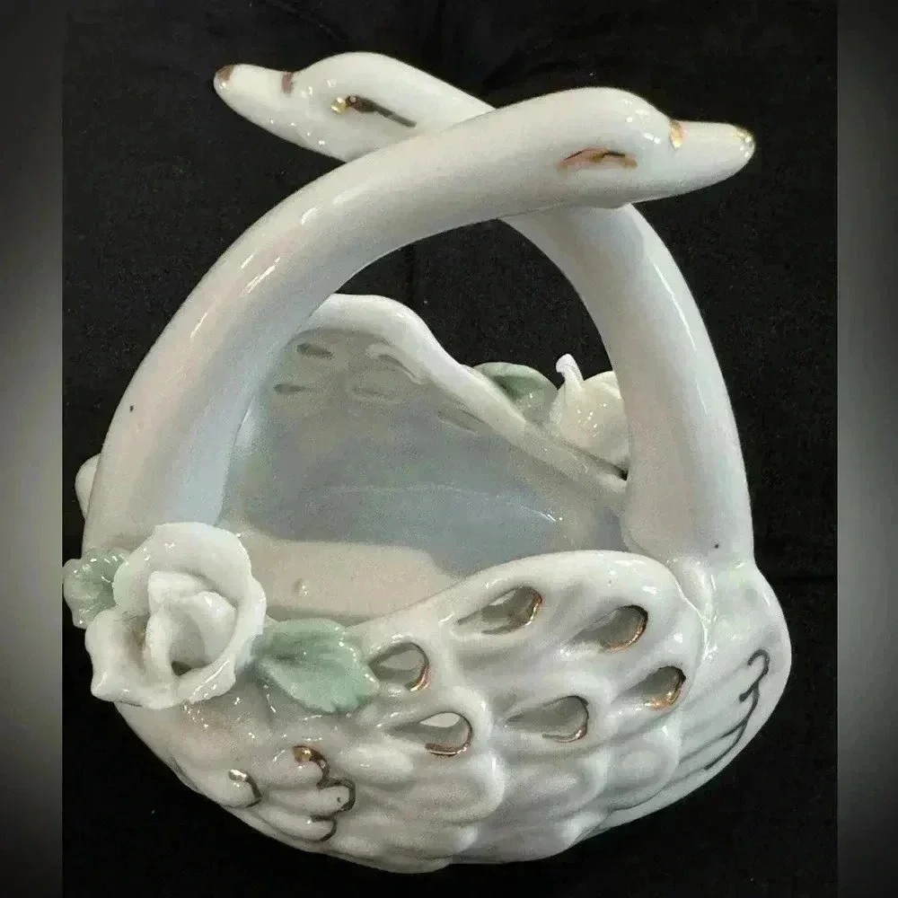 Vintage Swan Basket Cottagecore Ceramic Decor Grannycore Trinket 90’s Birds - Picture 2 of 11